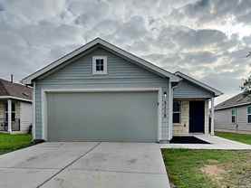 5118 Everett Loop - Photo 1 of 1