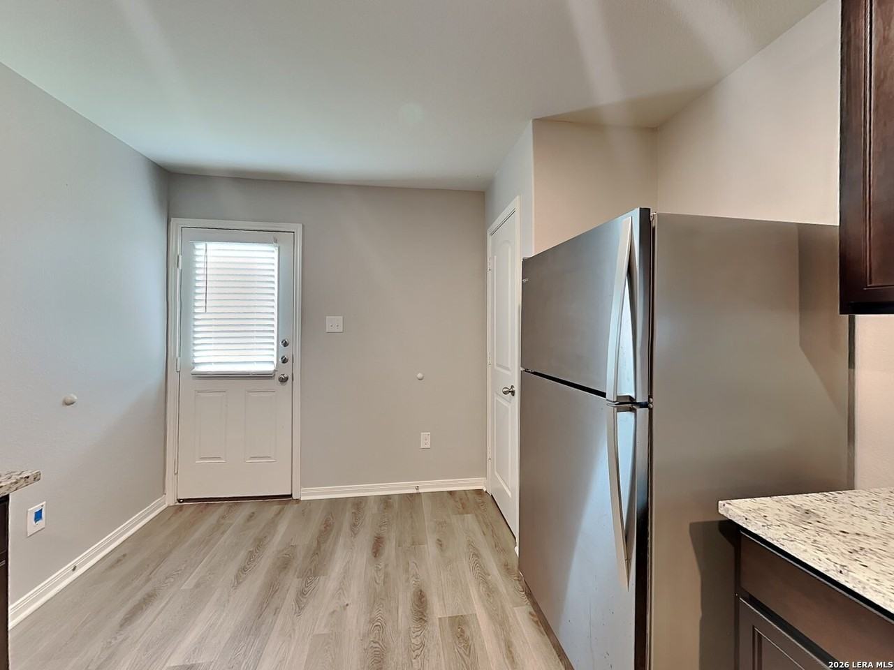 11753 Alcoser Ct - Photo 4 of 16