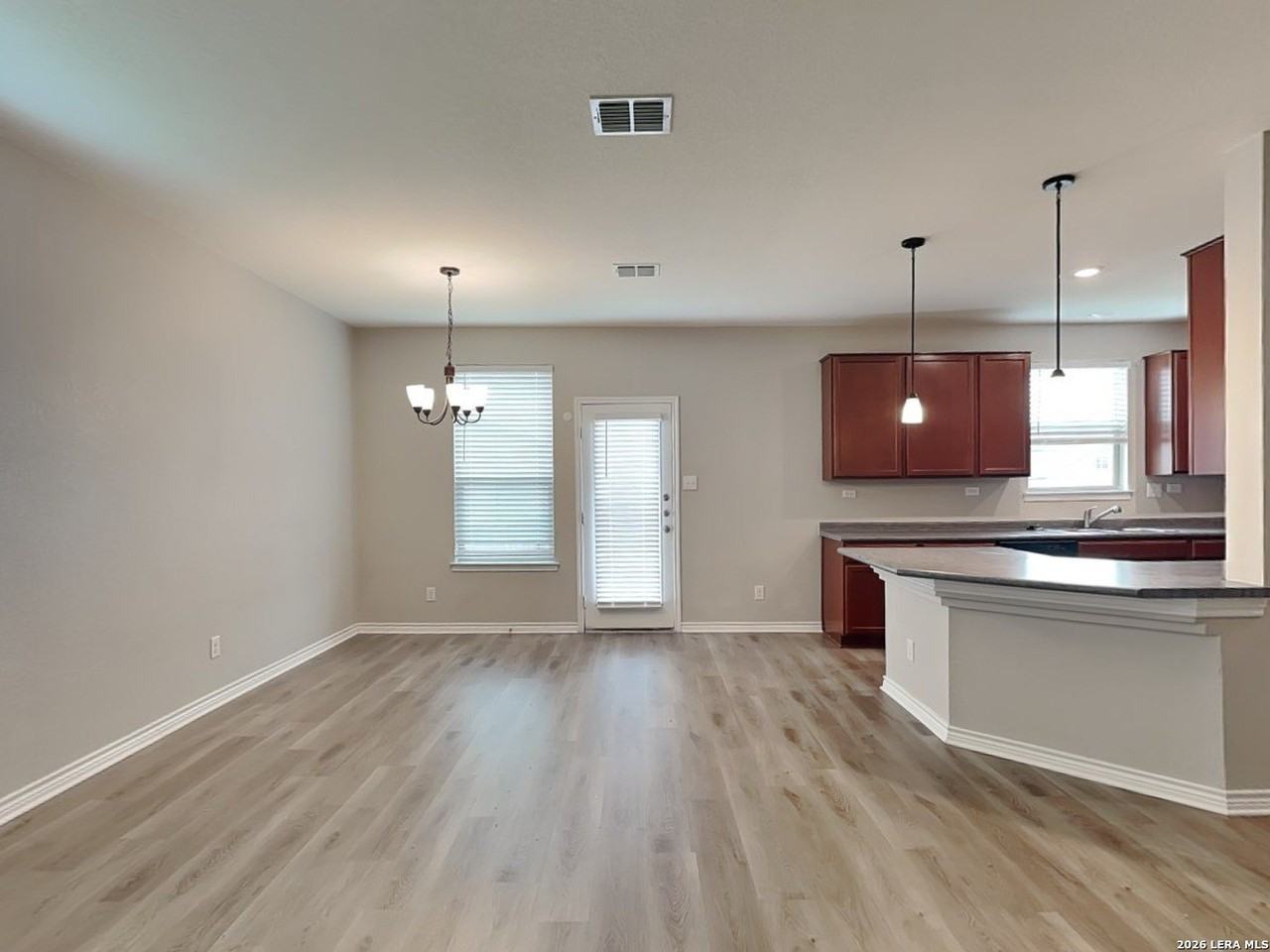 2631 Green Leaf Way - Photo 3 of 17