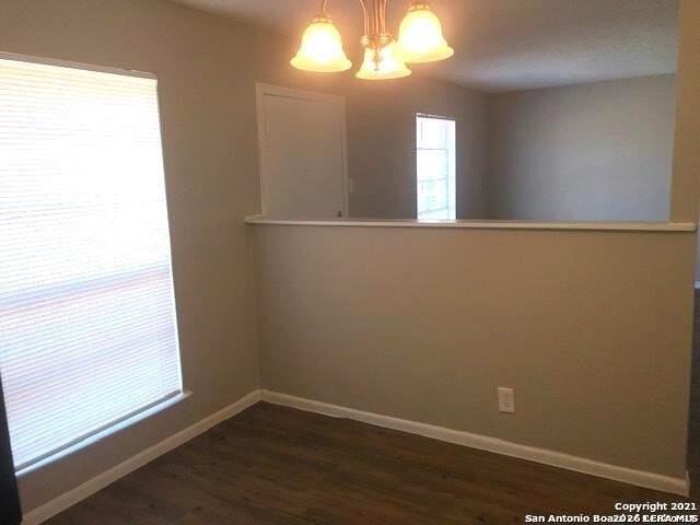 5418 Indian Pipe St - Photo 5 of 15