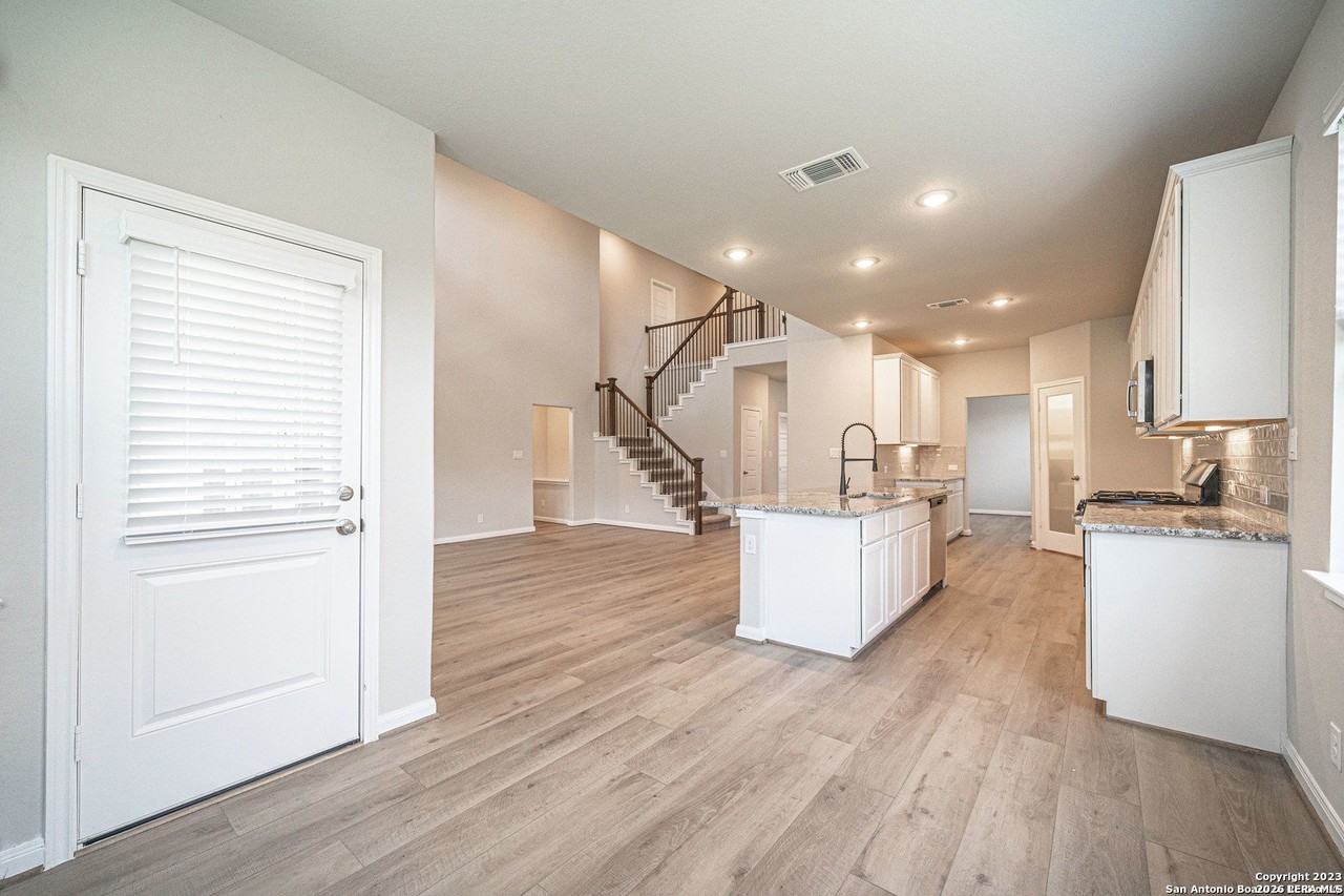 10151 Bussang Rd - Photo 5 of 28