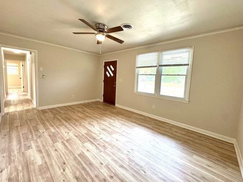 868 Watts Dr - Photo 2 of 21