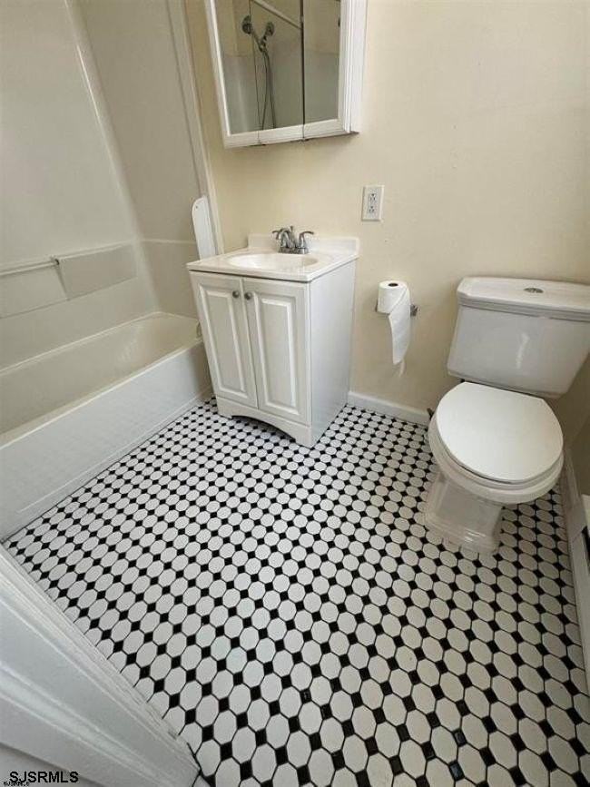 6419 Ventnor Ave - Photo 6 of 7