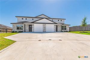 featured image of 2542 Leroy Ln #A