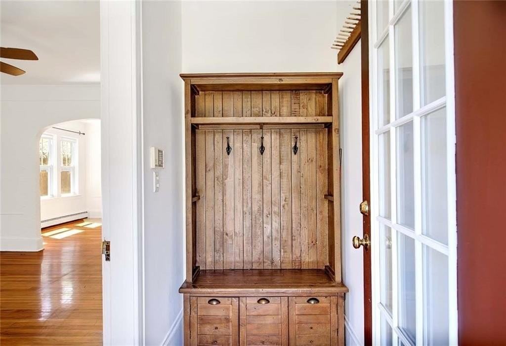 91 4th St - Photo 4 of 26