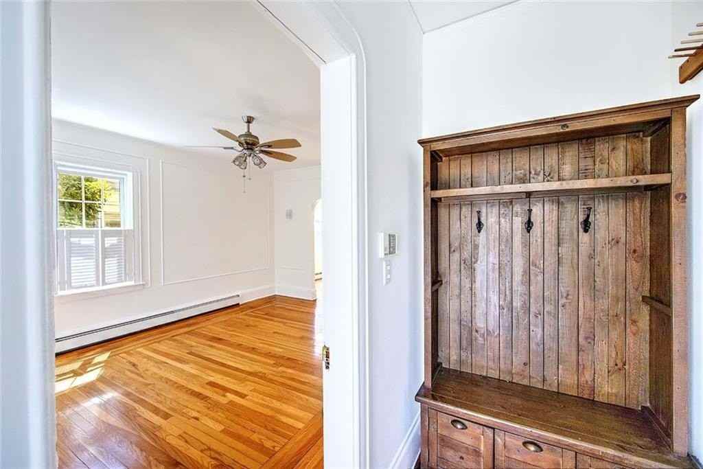 91 4th St - Photo 5 of 26