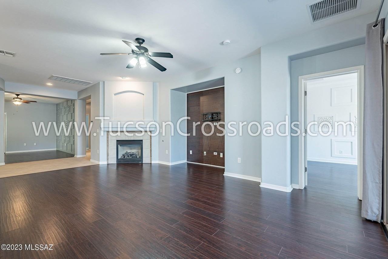 1254 W Versilia Dr - Photo 7 of 43