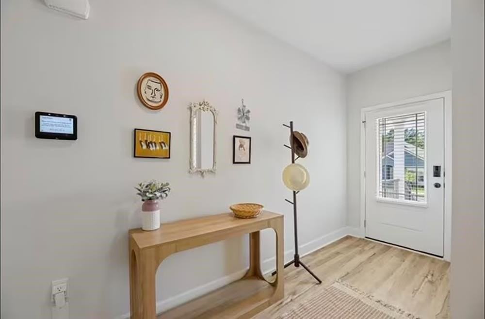 2047 Hansell Hill Dr - Photo 4 of 45