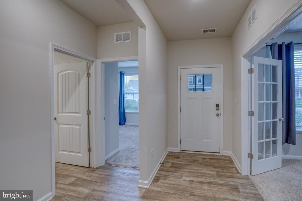183 Clear Stream Dr - Photo 3 of 21