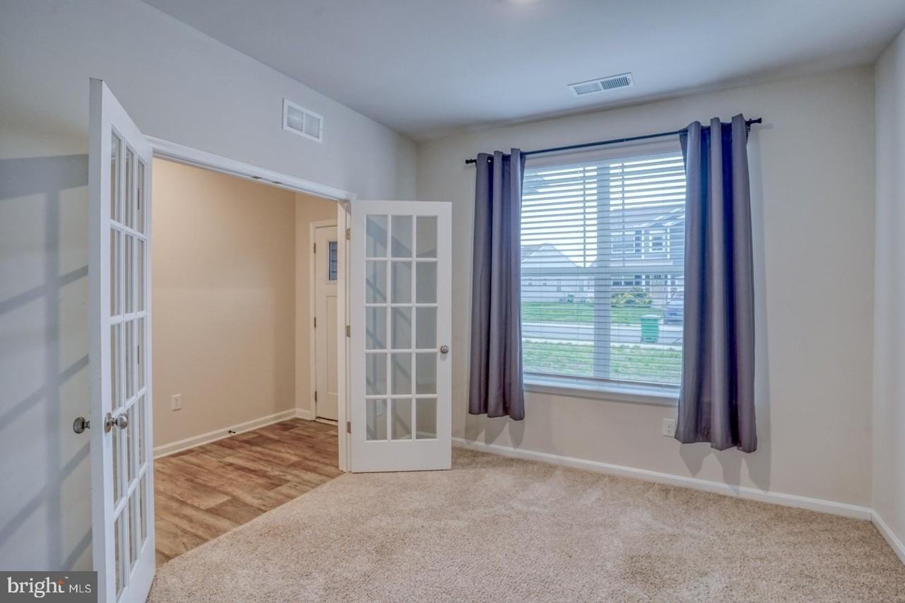 183 Clear Stream Dr - Photo 4 of 21