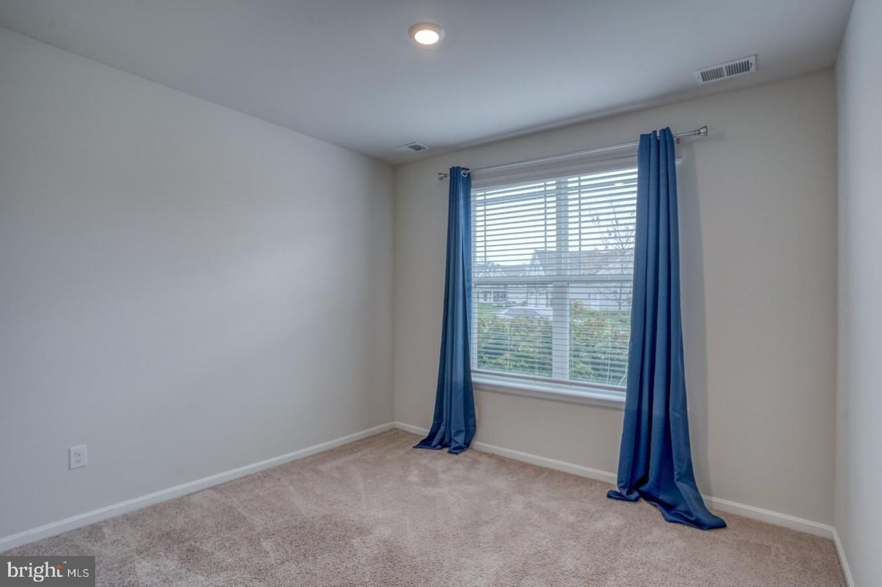183 Clear Stream Dr - Photo 6 of 21