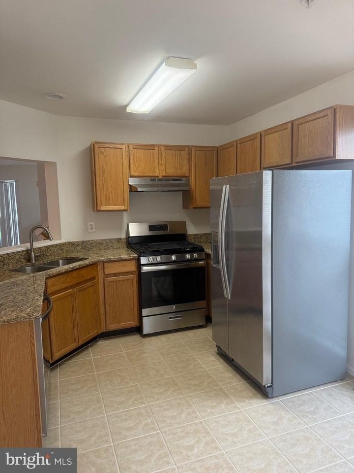 185 Hidden Hill Cir - Photo 3 of 15