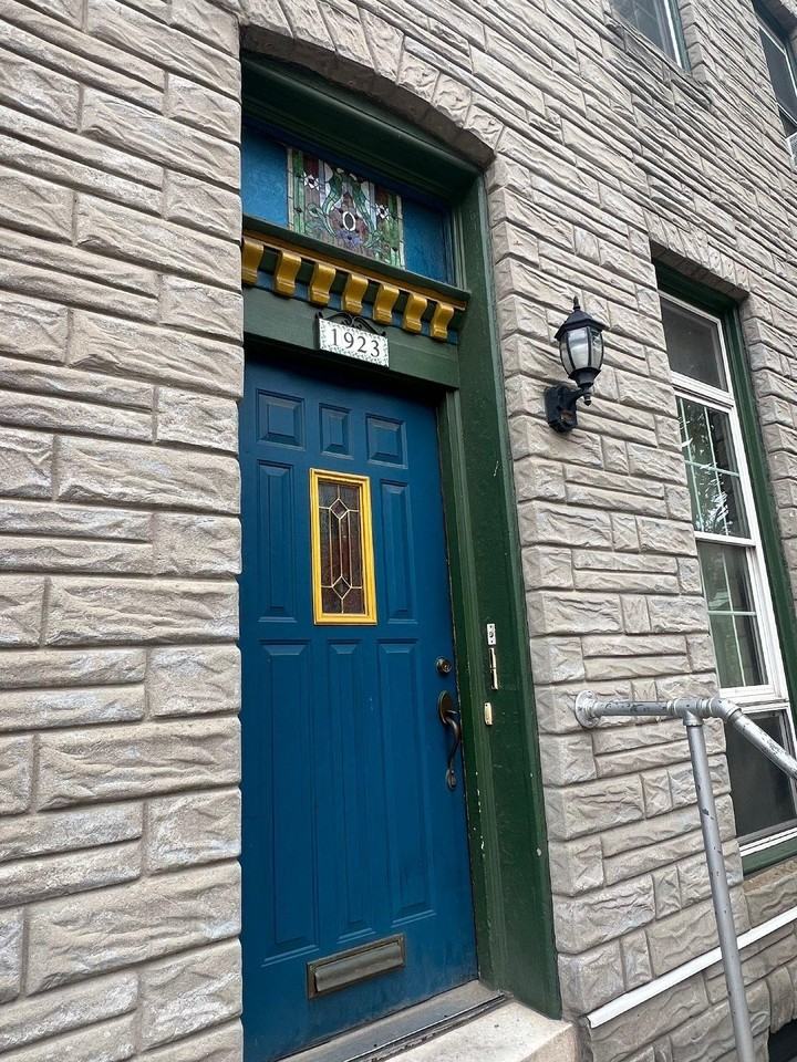 1923 E Pratt St #2R - Photo 2 of 8