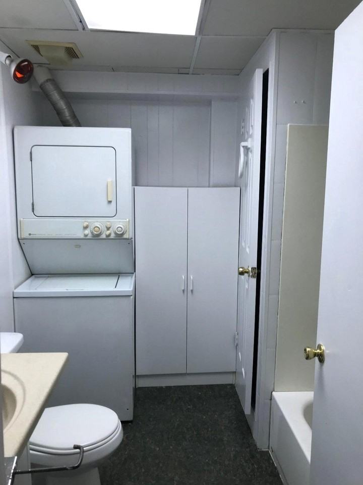 1923 E Pratt St #2R - Photo 6 of 8