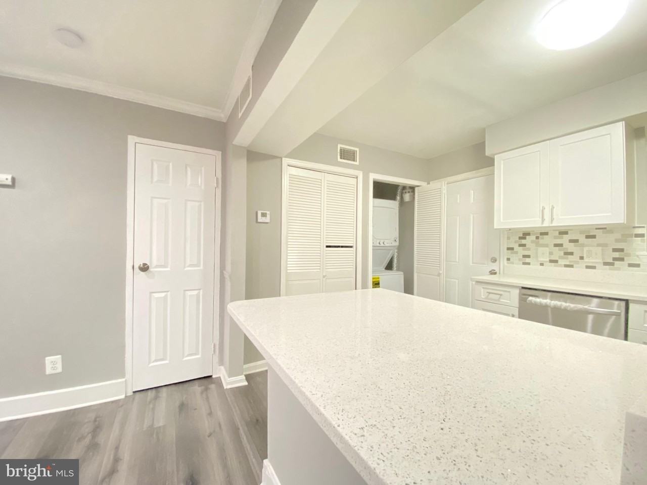 2301 Houston St - Photo 7 of 12