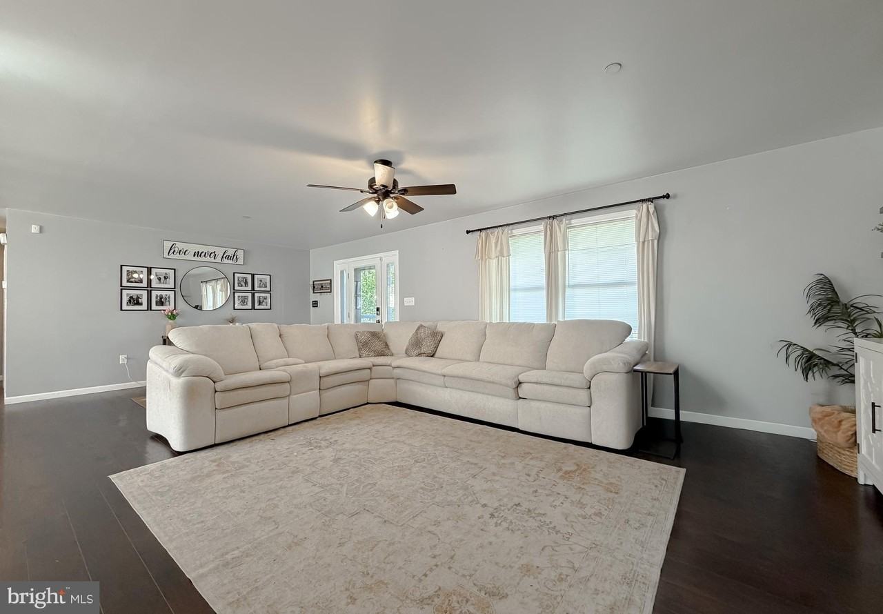 49474 Morning Glory Ln - Photo 6 of 50