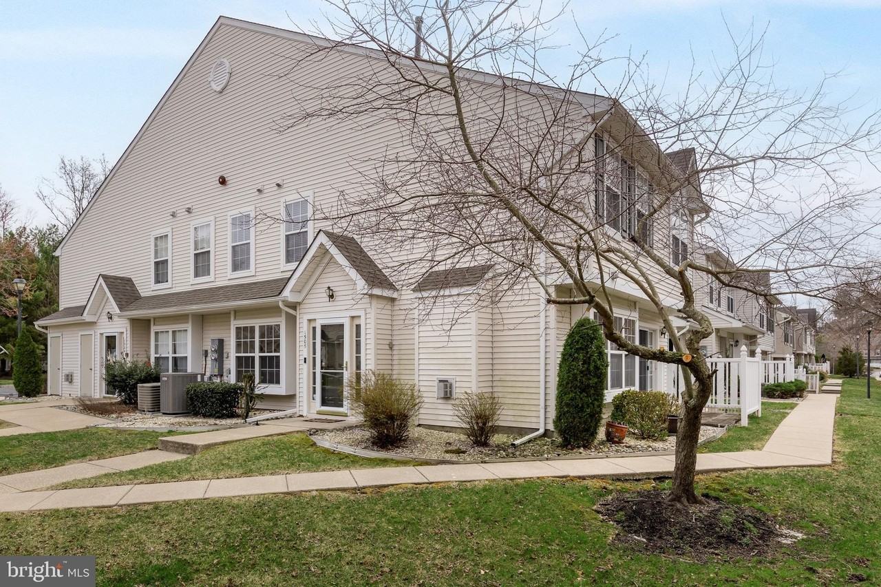 1505 Beacon Hill Dr