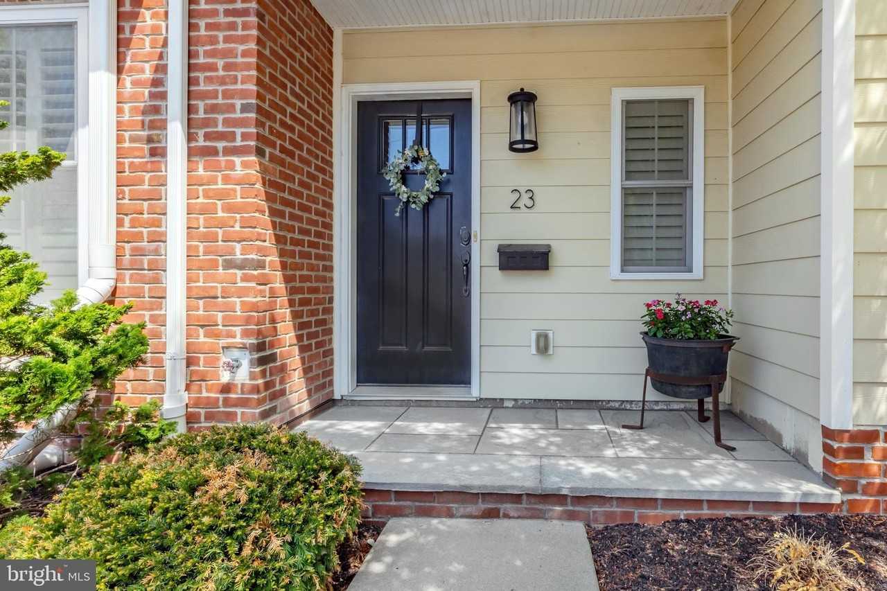 23 Central Ave - Photo 2 of 42