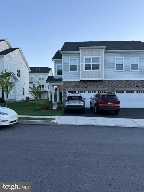 704 Peony Ln - Photo 2 of 40