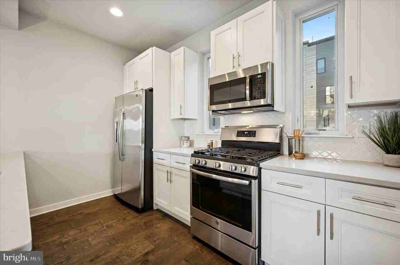 443 Shurs Ln #18 - Photo 7 of 25
