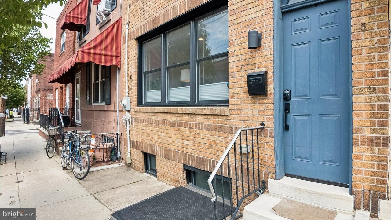 1821 S 10th St - Photo 2 of 50