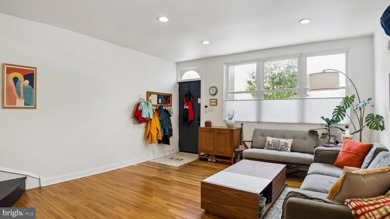 1821 S 10th St - Photo 6 of 50