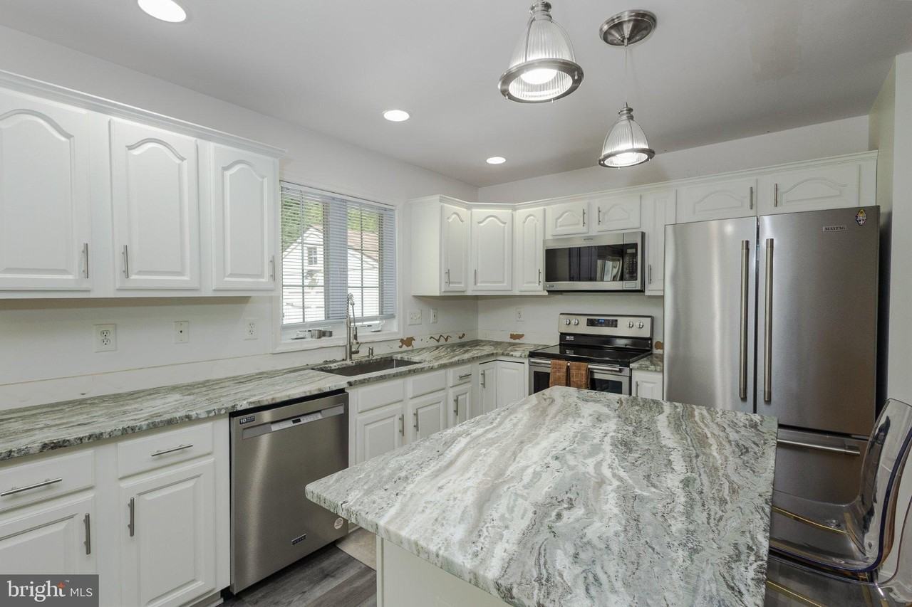 103 Mummert Cir - Photo 7 of 27