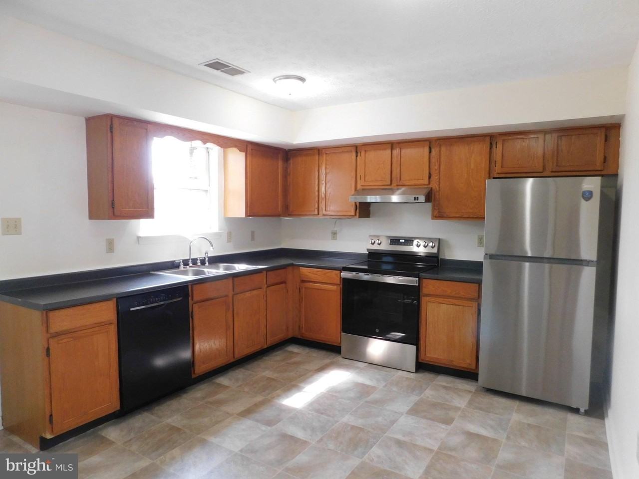 214 Banbury Ter - Photo 5 of 12