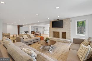 740 Kentland Dr - Photo 1 of 1