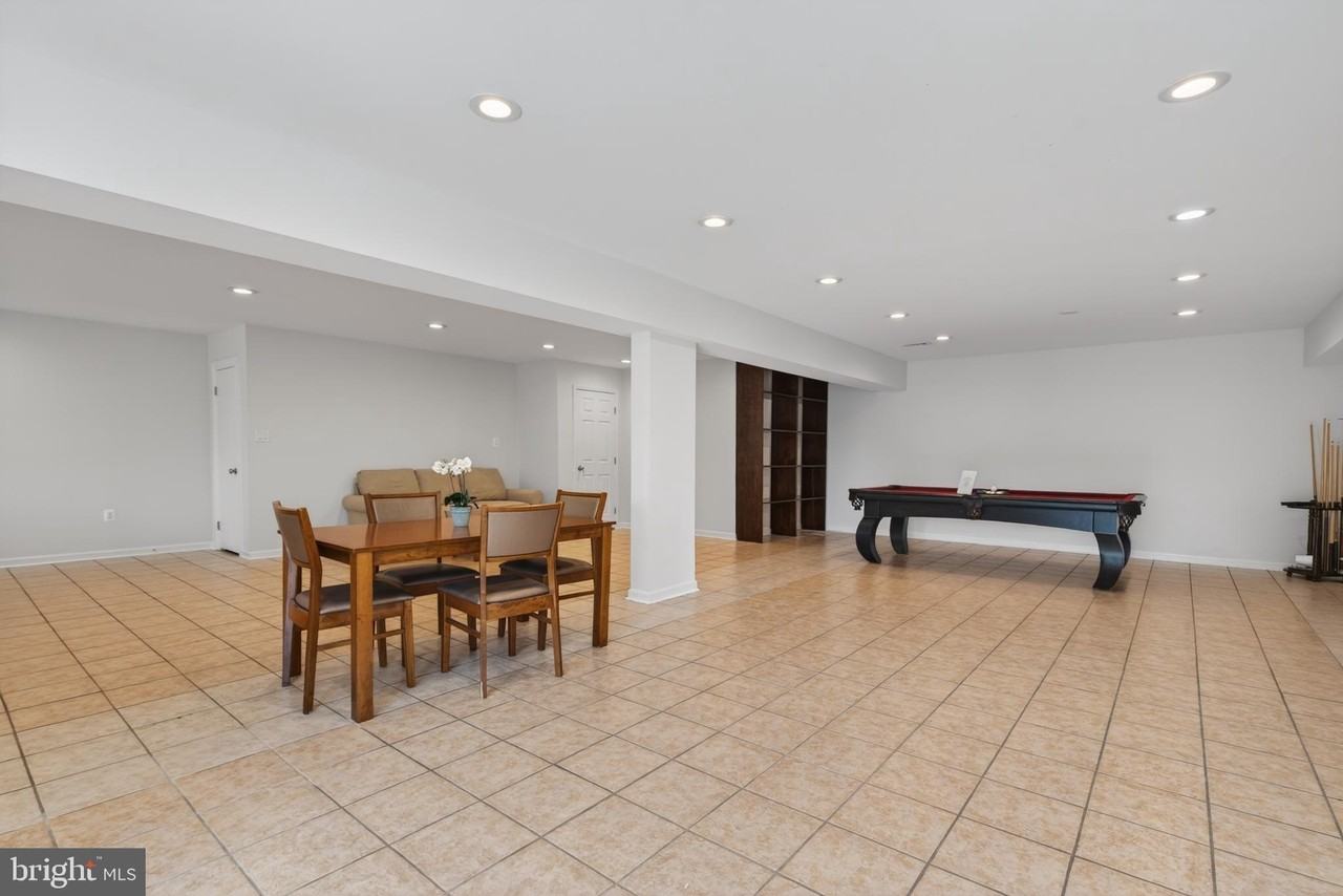 740 Kentland Dr - Photo 6 of 20