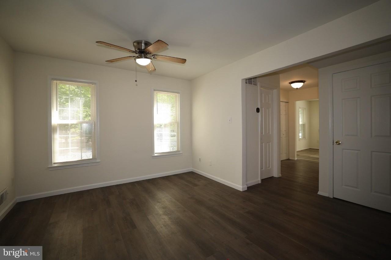 2400 Ansdel Ct - Photo 2 of 19