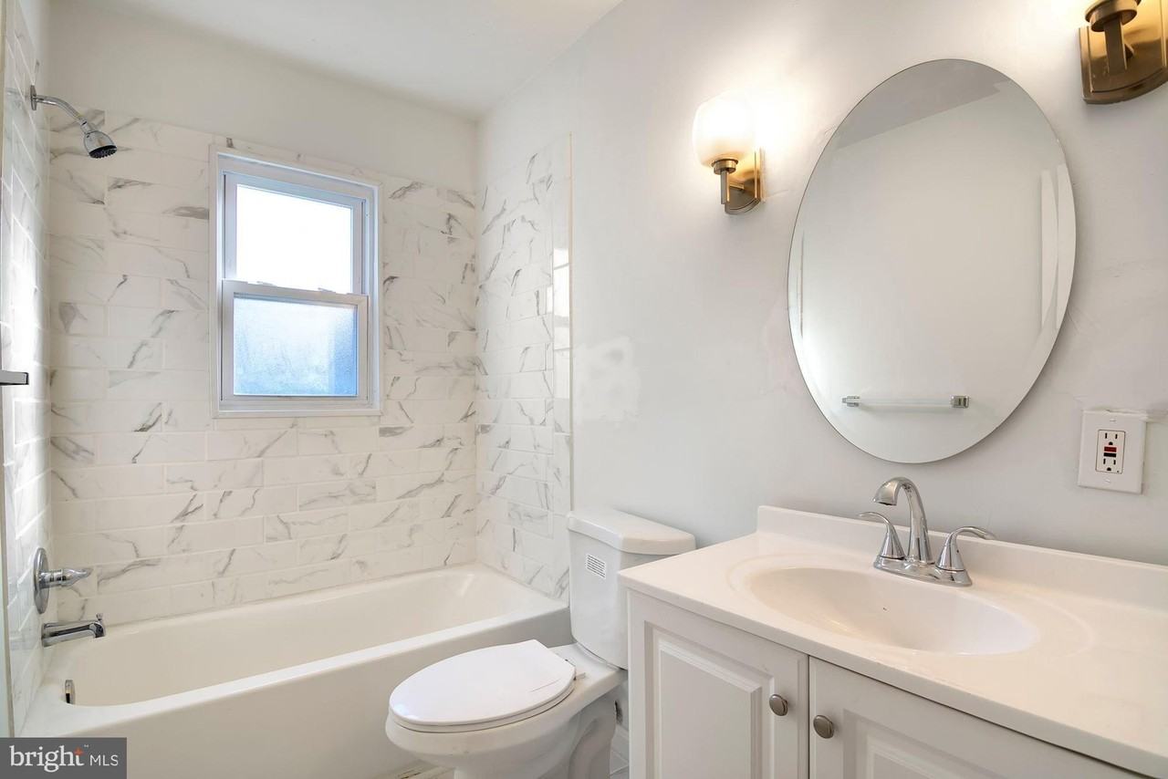 1647 Hylton Ave - Photo 5 of 9