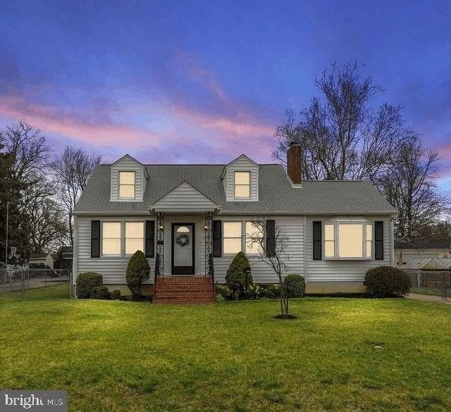 1406 F St - Photo 4 of 28