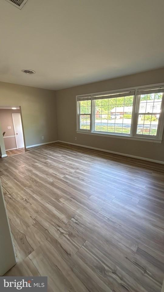 521 Laurel Ave - Photo 6 of 21