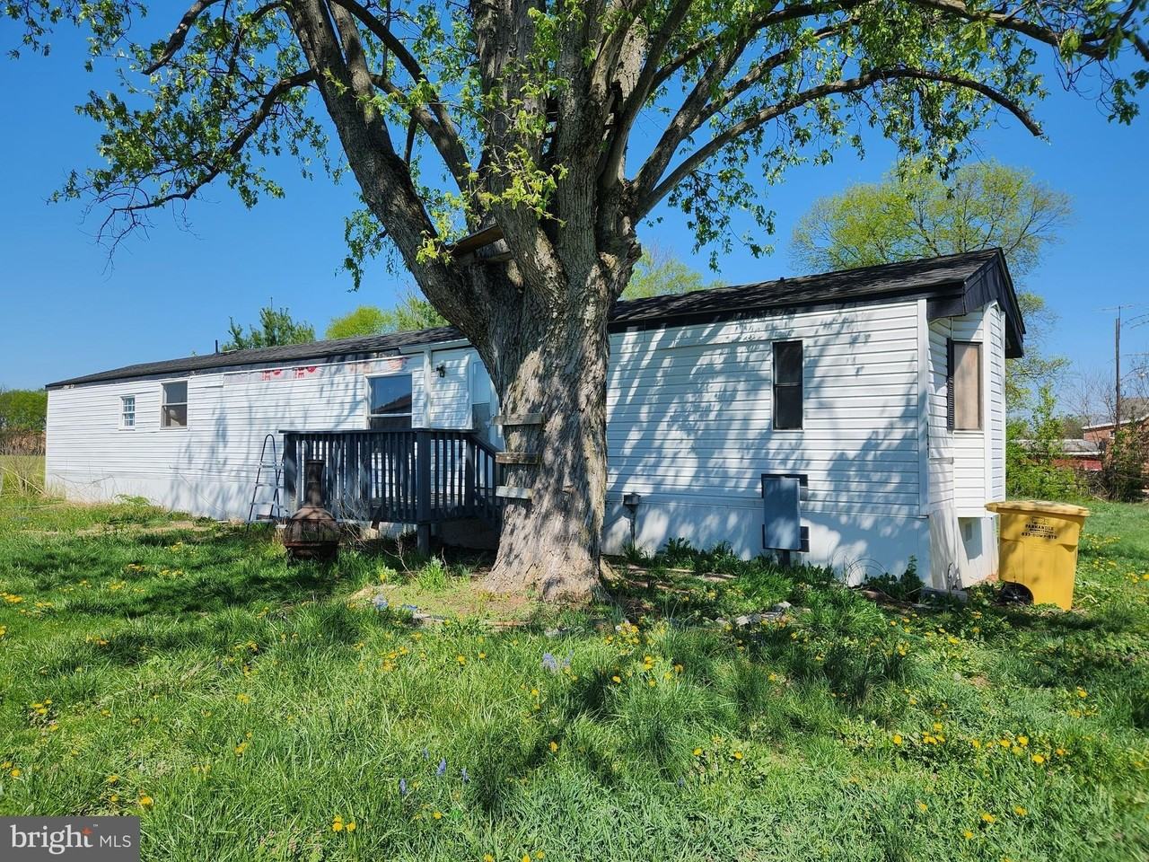 121 Connector Rd