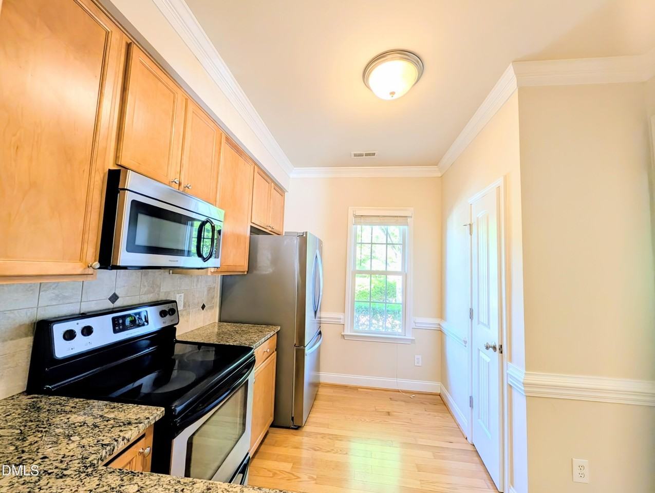 846 Myrtle Grove Ln - Photo 5 of 35
