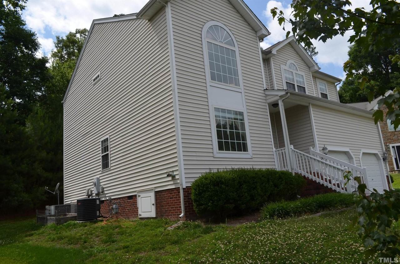 1005 Double Spring Ct - Photo 4 of 50