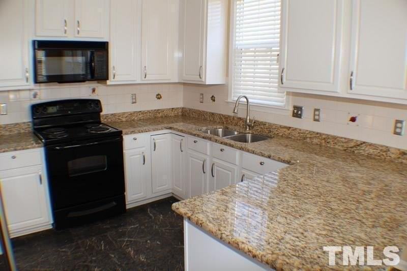 3209 Bellenden Pl - Photo 7 of 20