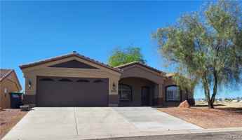 featured image of 2105 E Crystal Dr