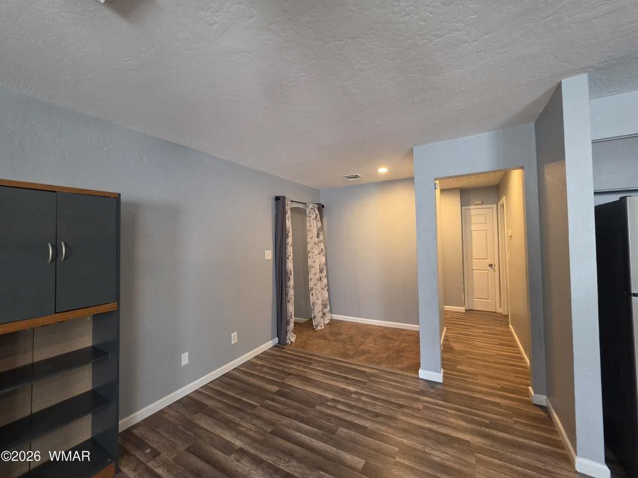 931 W Laxton - Photo 6 of 23