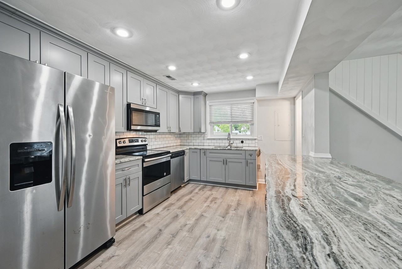 3521 Brest Ave #1 - Photo 6 of 26