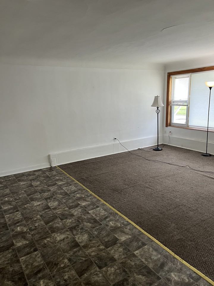 1603 Durand St #1603 - Photo 3 of 11