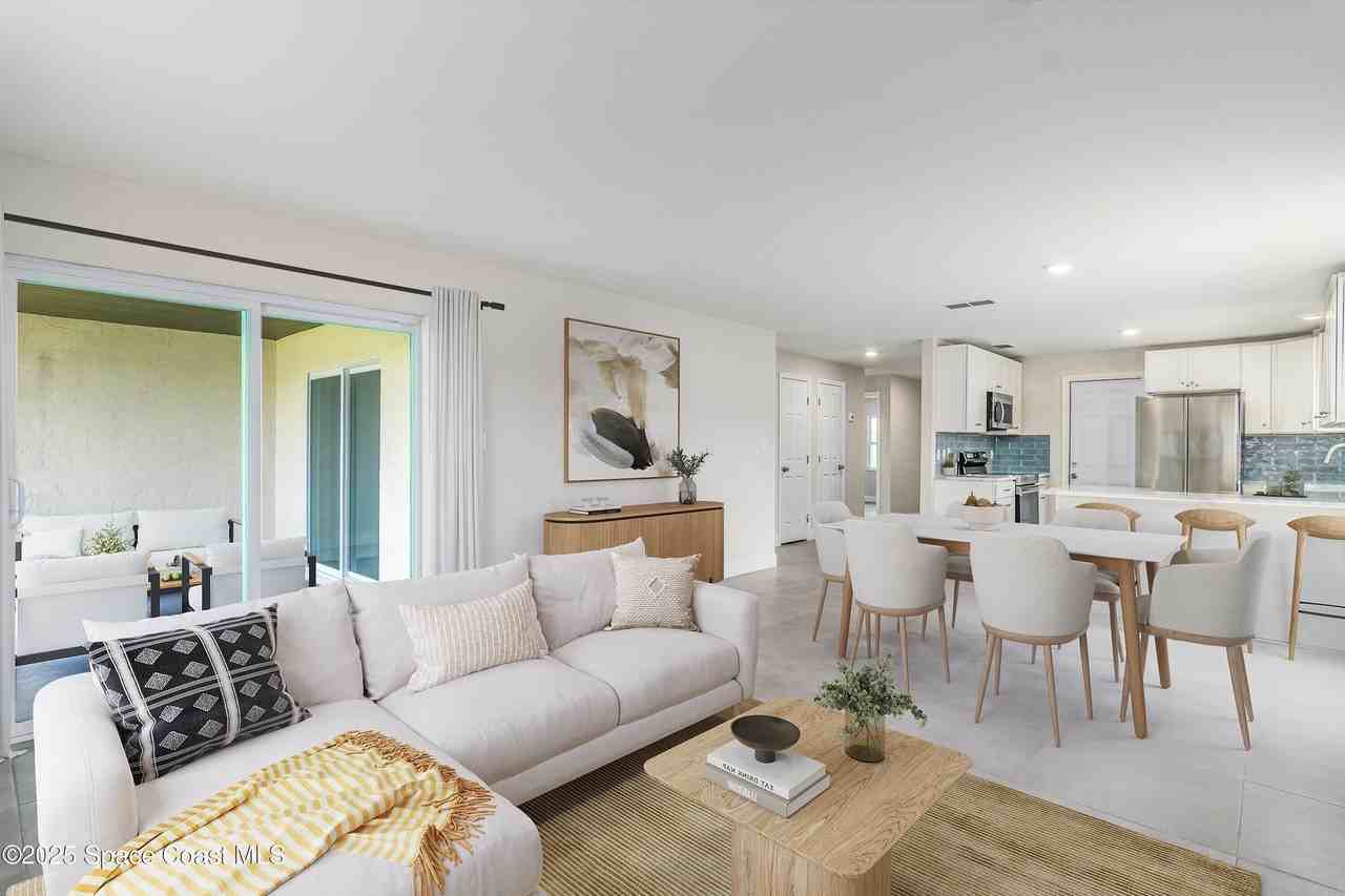 828 Angela Ave #A - Photo 6 of 36