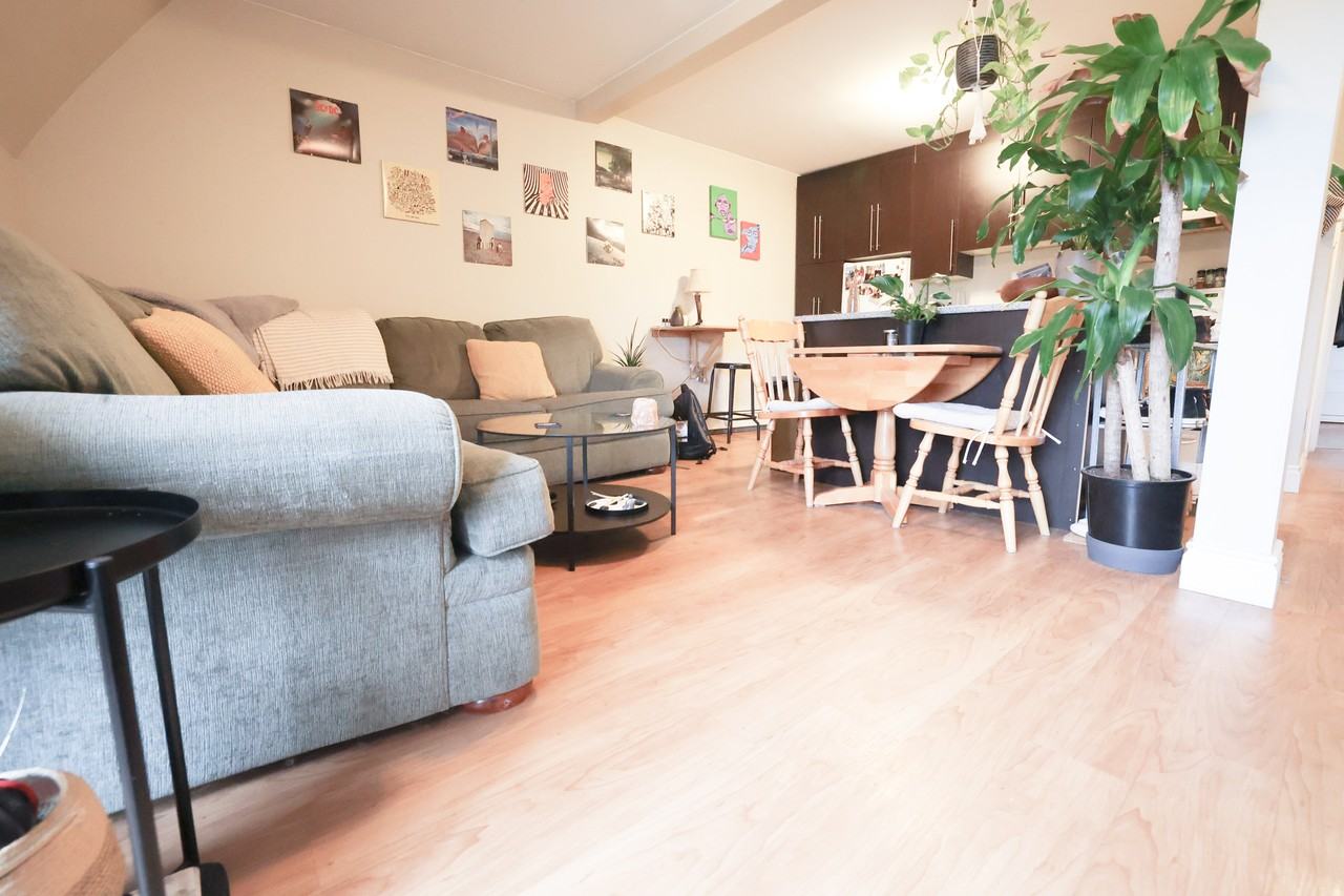164 Arthur Street #6 - Photo 2 of 11