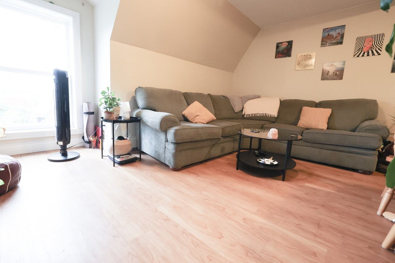 164 Arthur Street #6 - Photo 4 of 11