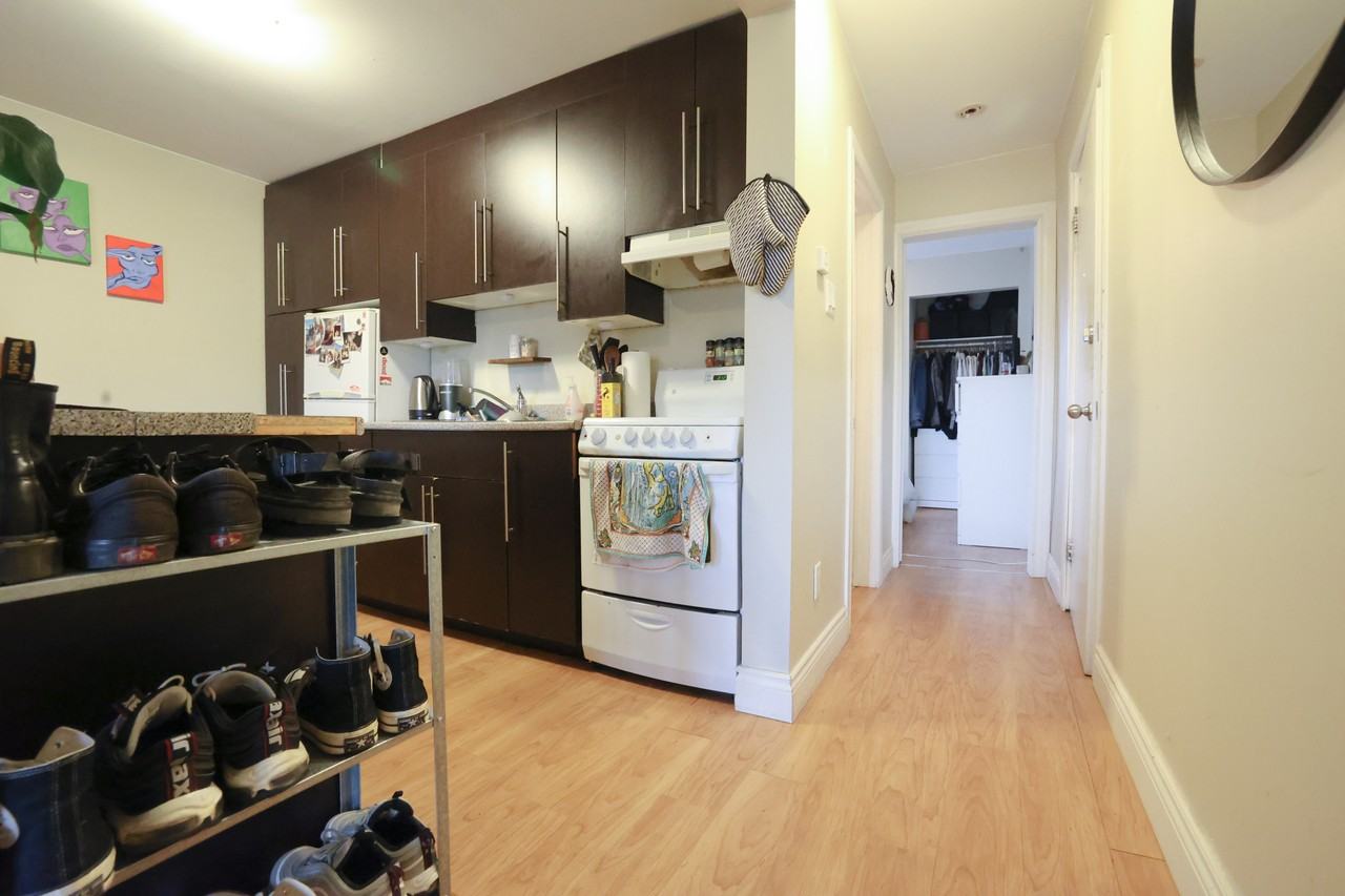 164 Arthur Street #6 - Photo 7 of 11