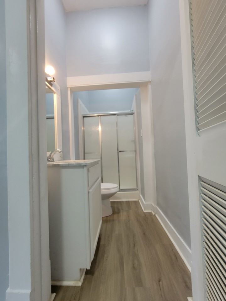 613 W Pine St #2 - Photo 3 of 6