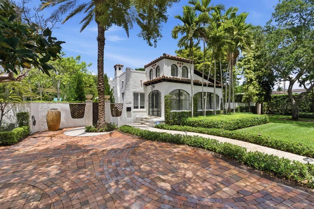 1615 Monroe St - Photo 2 of 41