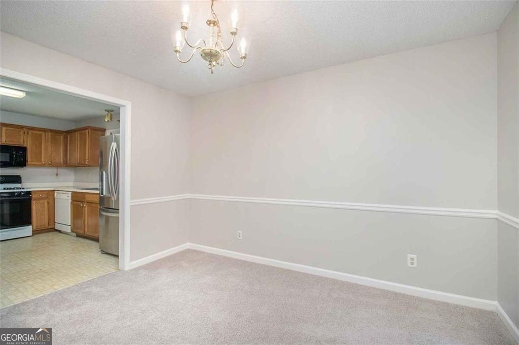 1560 Red Briar Way - Photo 4 of 8