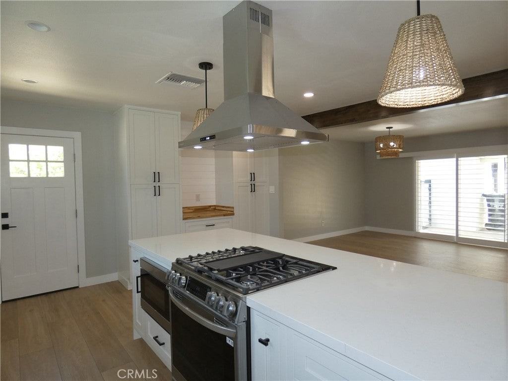 1351 Kevin Ave - Photo 7 of 46